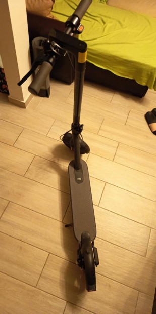 Xiaomi Essential Elektromos Roller 