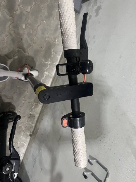 Xiaomi M365 elektromos roller