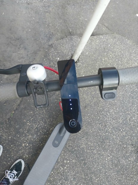 Xiaomi M365 elektromos roller