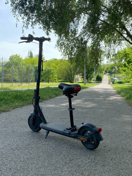 Xiaomi MI electric scooter 4 lite