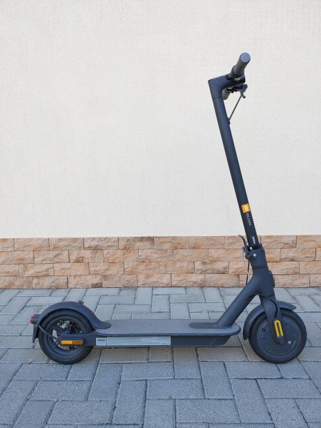Xiaomi MI electric scooter Essentials elektromos roller