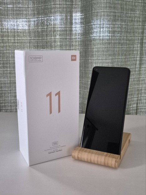 Xiaomi Mi 11 5G 256 GB krtyafggetlen mobiltelefon Ajndk brtokkal