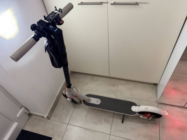 Xiaomi Mi 3 elektromos roller