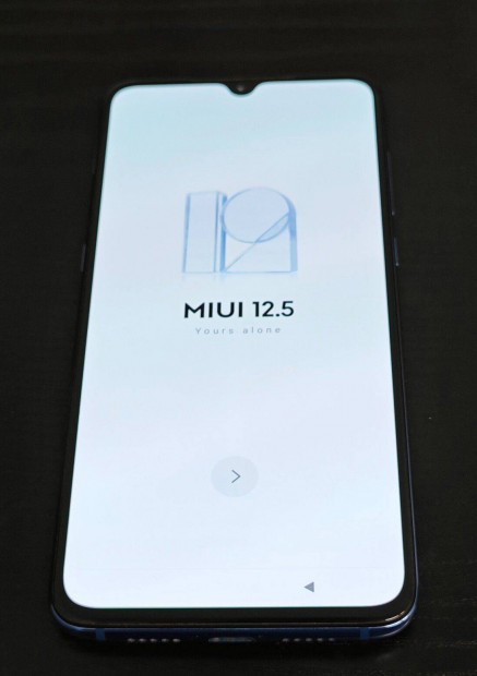 Xiaomi Mi 9 telefon, kk sznben, krtyafggetlenl