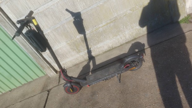 Xiaomi Mi Electric Scooter Pro 2