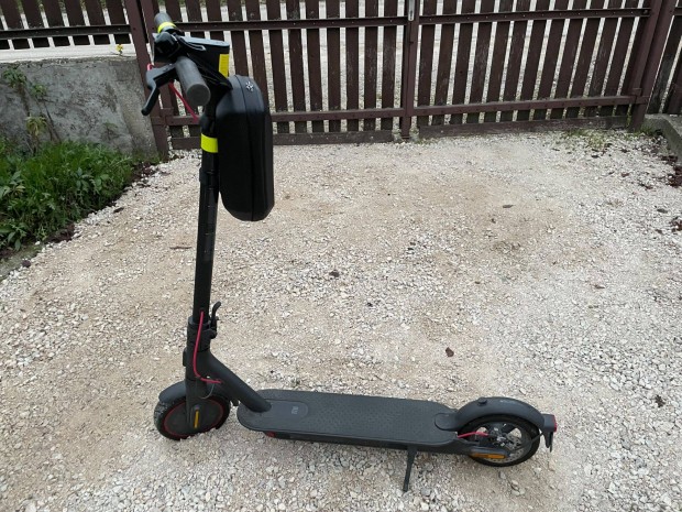 Xiaomi Mi Electric Scooter Pro 2 elektromos roller