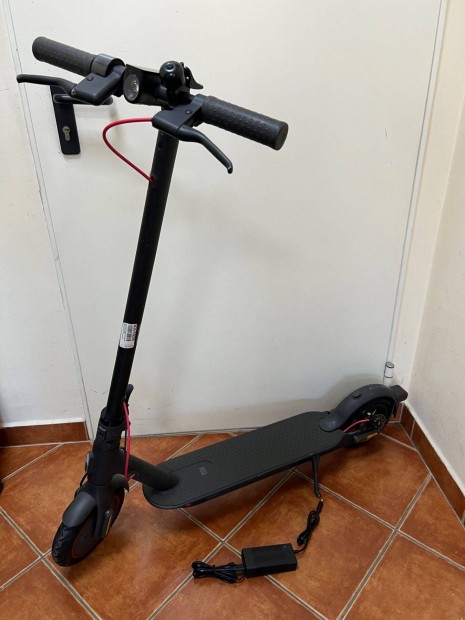 Xiaomi Mi Pro 2 elektromos roller 1600 km-t futott!