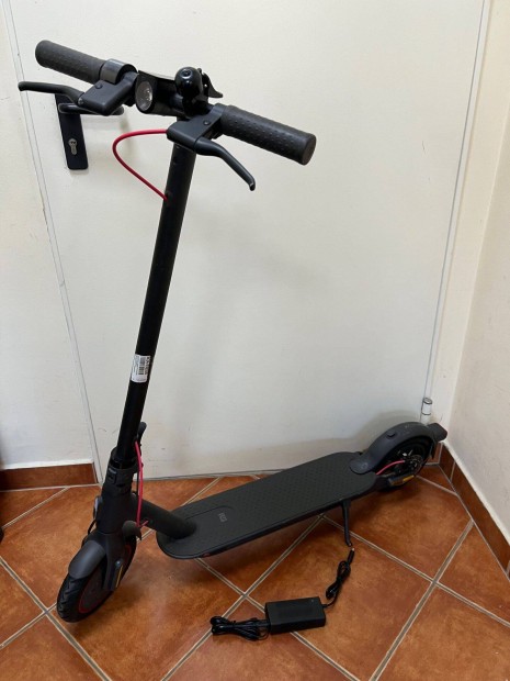 Xiaomi Mi Pro 2 elektromos roller 1600 km-t futott!