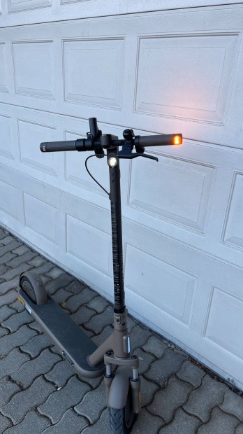 Xiaomi Mi Scooter 4 Pro Max elektromos roller eladó