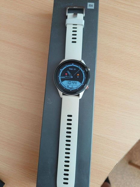 Xiaomi Mi Watch okosra elad