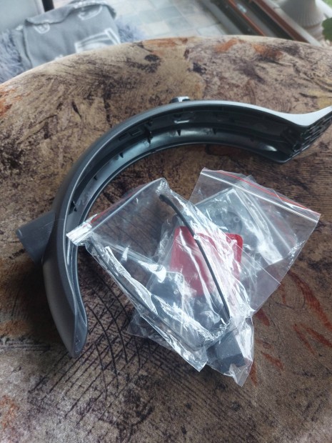 Xiaomi Mi elektromos roller1S hátsó sárvédő
