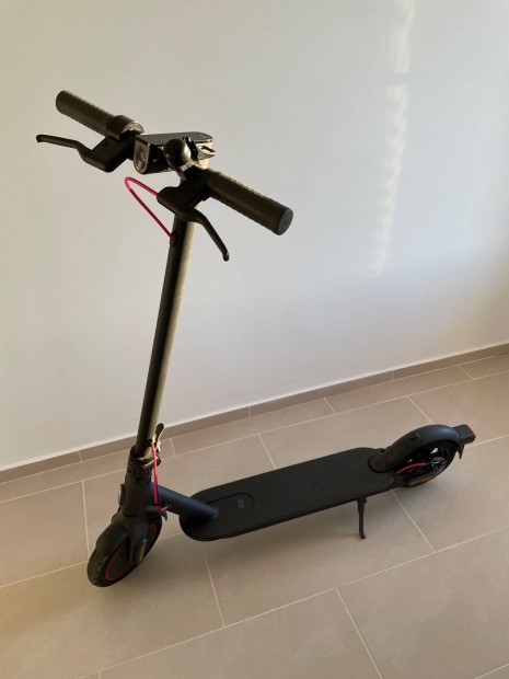 Xiaomi Pro2 elektromos roller