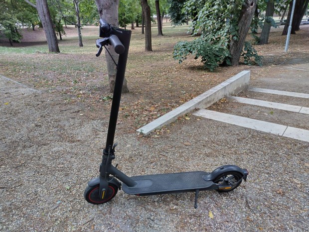 Xiaomi Pro 2 elektromos roller