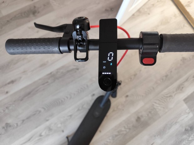 Xiaomi Pro 2 elektromos roller újszerű állapotban eladó!