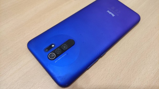 Xiaomi Redmi 9 4/64GB Dual SIM Fggetlen Okostelefon (Repedt rint!)