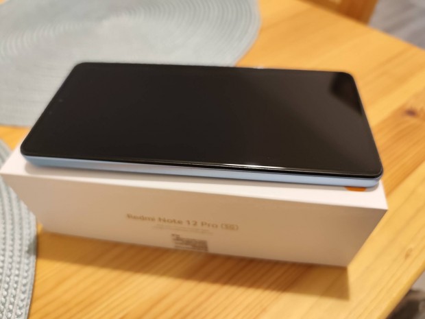 Xiaomi Redmi Note 12 Pro 5G 128 GB 67 W gyorstöltővel, fülhallgatóval.