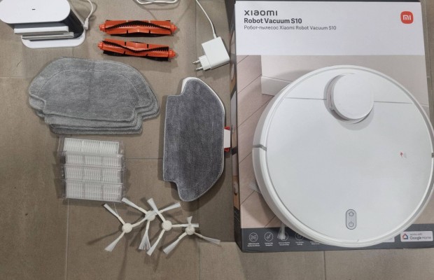 Xiaomi Robot Vacuum S10 Robotporszv sok kiegsztvel