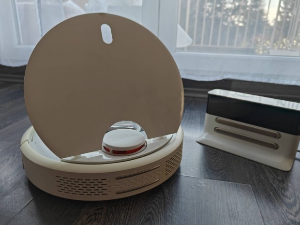 Xiaomi Robot Vacuum elad 