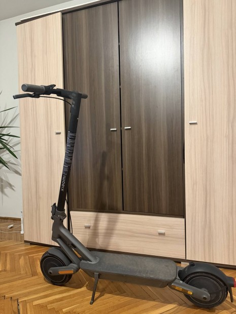 Xiaomi Scooter 4 Ultra (Garancia:2028.04.01-ig)