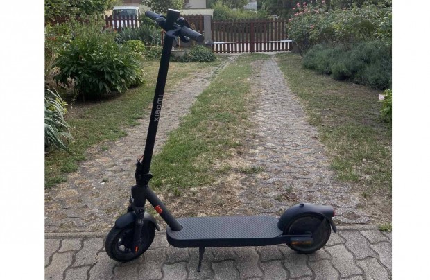 Xiaomi Scooter Elite elektromos roller