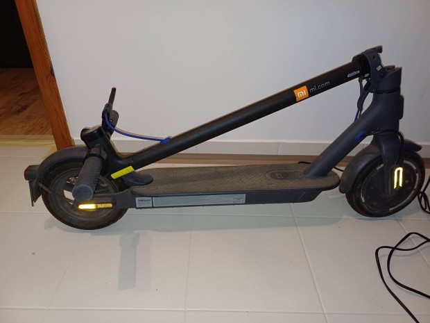 Xiaomi elektomos roller elad