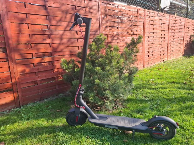 Xiaomi elektromos roller