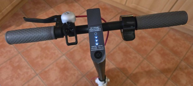 Xiaomi elektromos roller