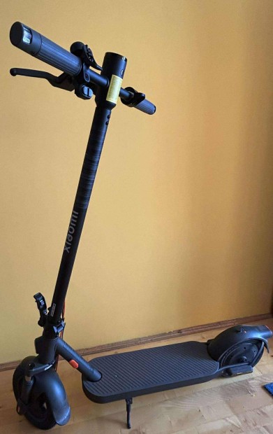 Xiaomi elektromos roller Elite