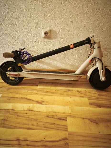 Xiaomi elektromos roller S3,2o23-as, ajndkokkal