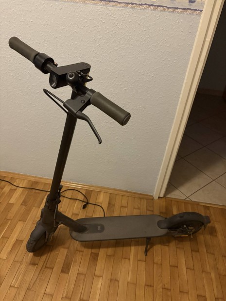 Xiaomi elektromos roller 