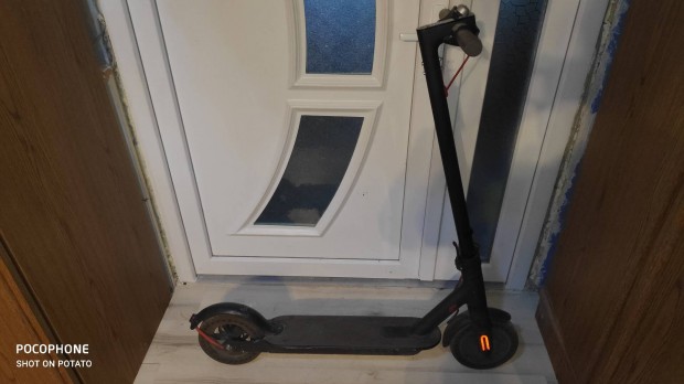 Xiaomi m365 elektromos roller