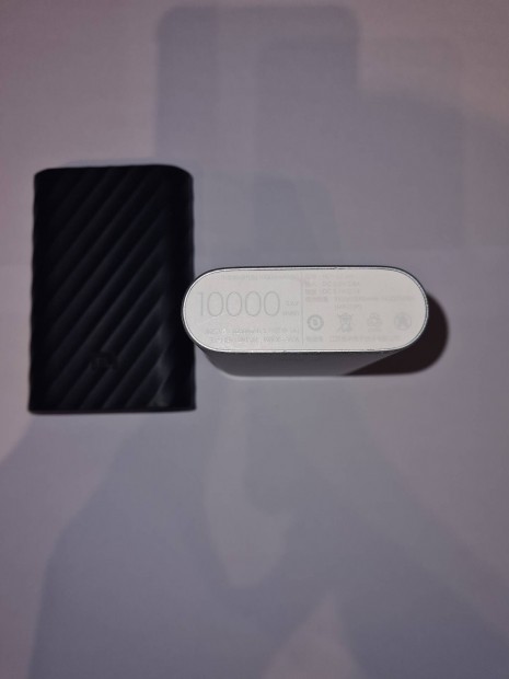 Xiaomi powerbank tokkal