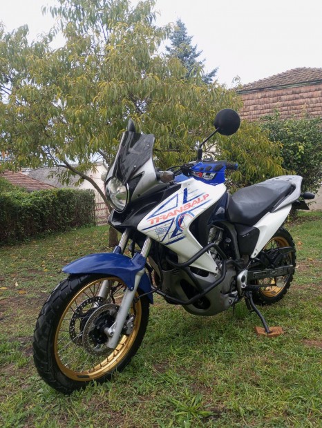 Xl700v transalp