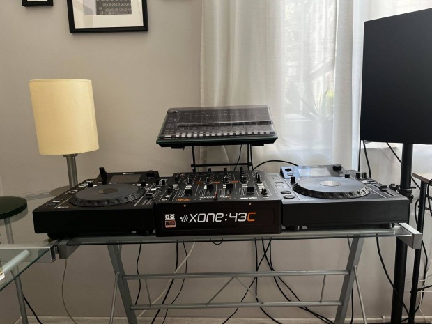 Xone 43C DJ Kever+Gemini Mdj-900 DJ Lejtszk+Roland Tr-8 dobgp