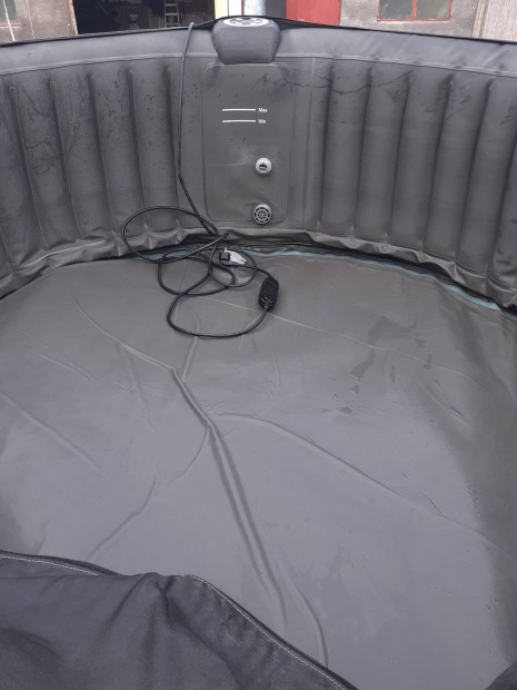 Xxl mobil jakuzzi