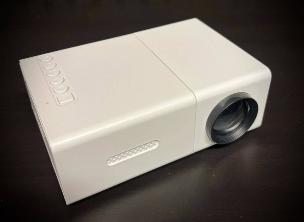 YG300 Mini Projektor