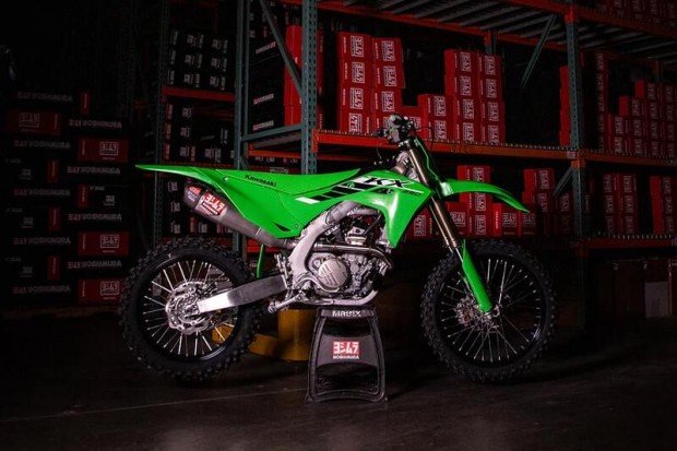 YOSHIMURA RS12 Teljes Kipufogórendszer Aláírási Sorozat - Rozsdamentes
