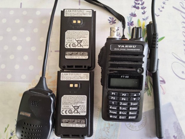 Yaesu FT65-E kzi advev