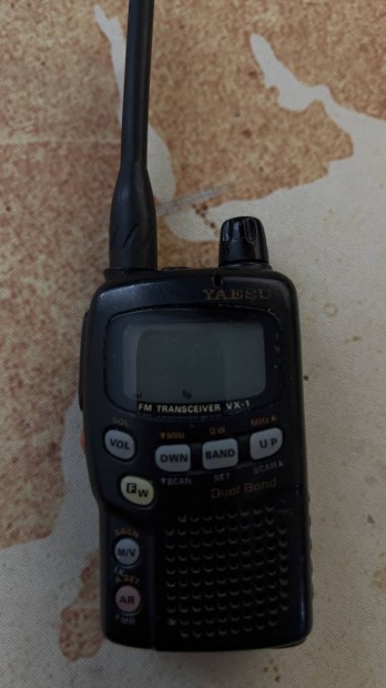 Yaesu vx1 mini advev (j akkumultorral!)