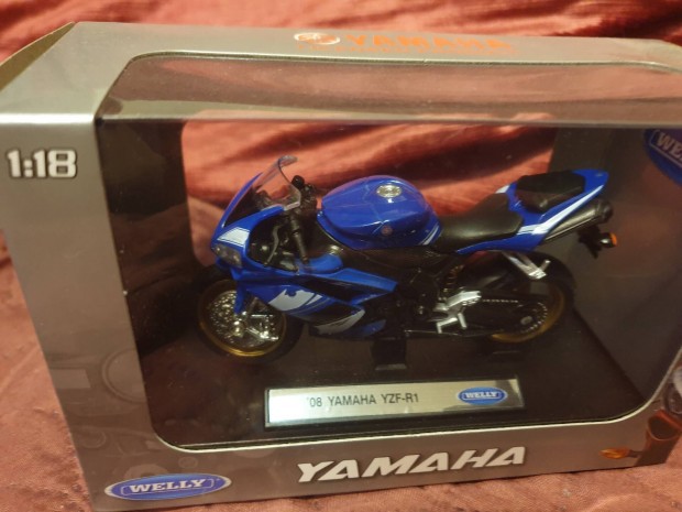 Yamaha 1:18 fm motorkerkpr modell Hsvt