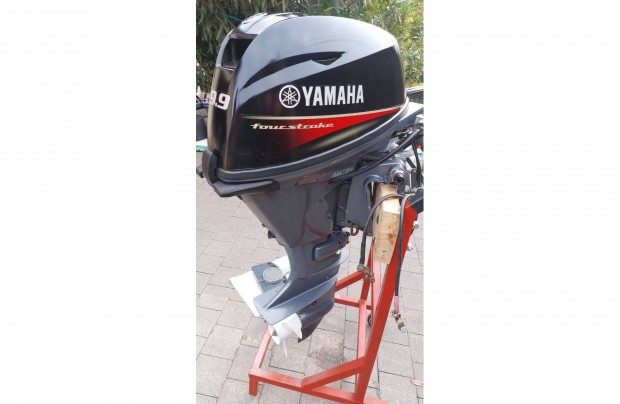 Yamaha 20 l�er�s �nind�t�s, k�zi �s t�vkaros cs�nakmotor