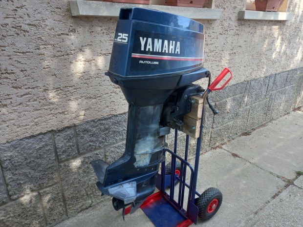 Yamaha 25 Autolube 2t csónakmotor