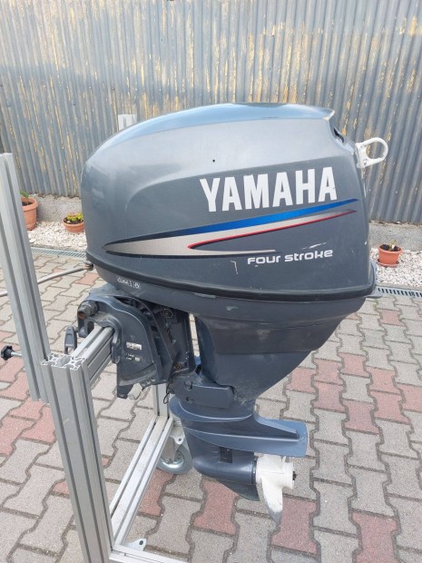 Yamaha 25 LE 4 ütemű csónakmotor