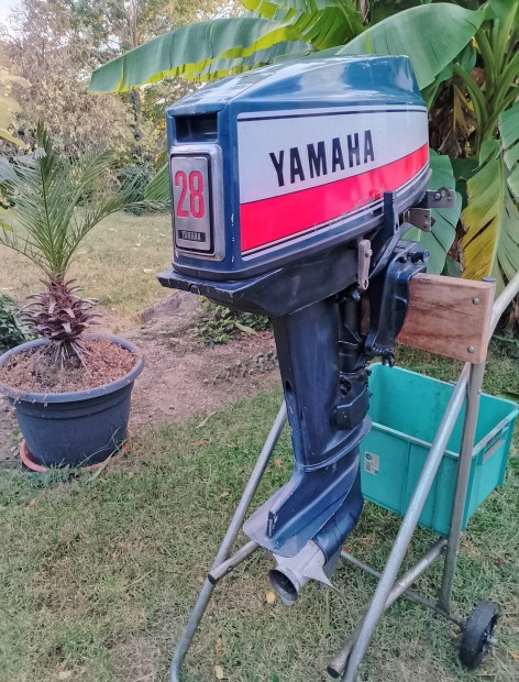 Yamaha 28A cs�nakmotor 