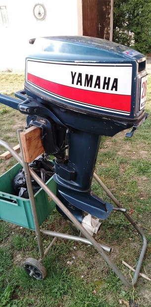 Yamaha 28A cs�nakmotor 