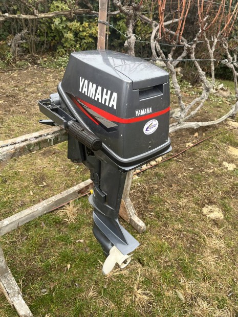 Yamaha 2T rvidcsizms csnakmotor 