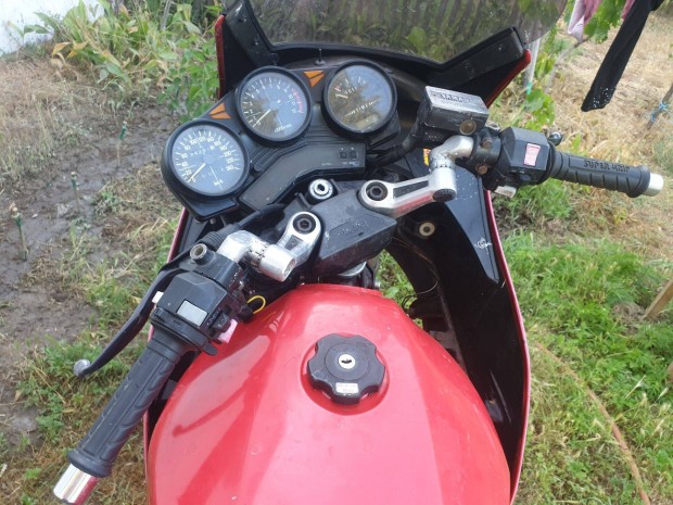 Yamaha 4 hengeres 900 kbcenti
