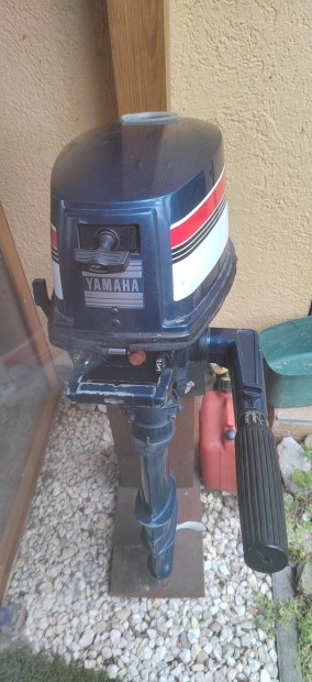 Yamaha 5 le csonakmotor