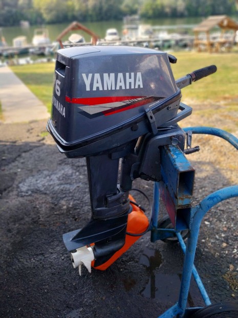 Yamaha 6/8 Le csónakmotor