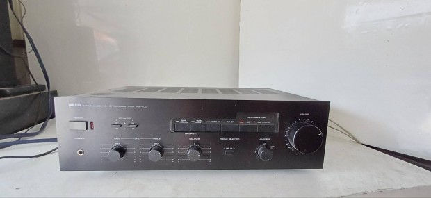 Yamaha AX-400 stereo erst 